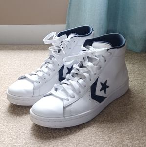 Retro Allstar high-top leather converse